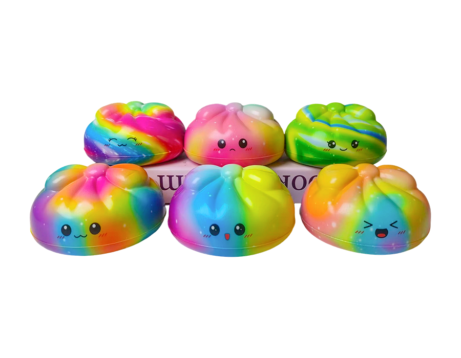 Bollos al vapor de coloridos ojos pequeños