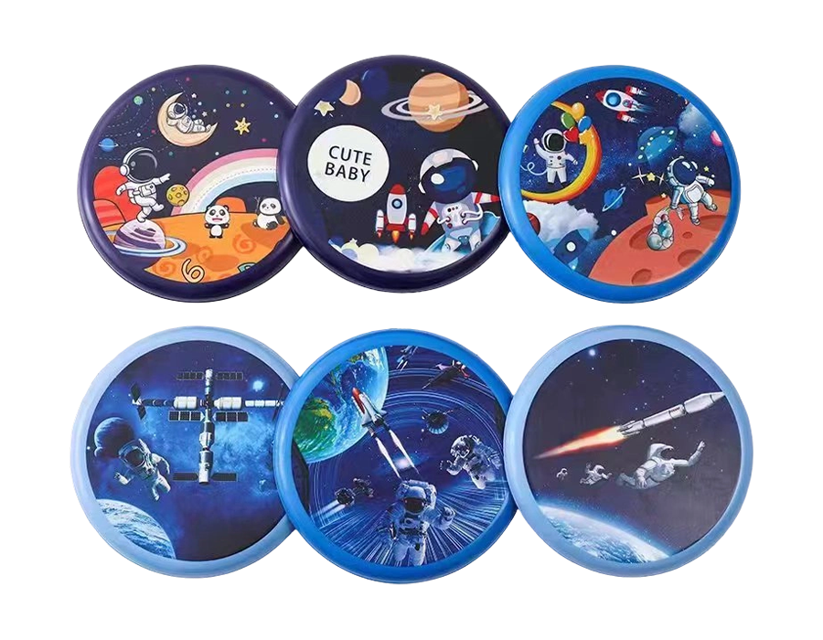 Disco volador con temática espacial